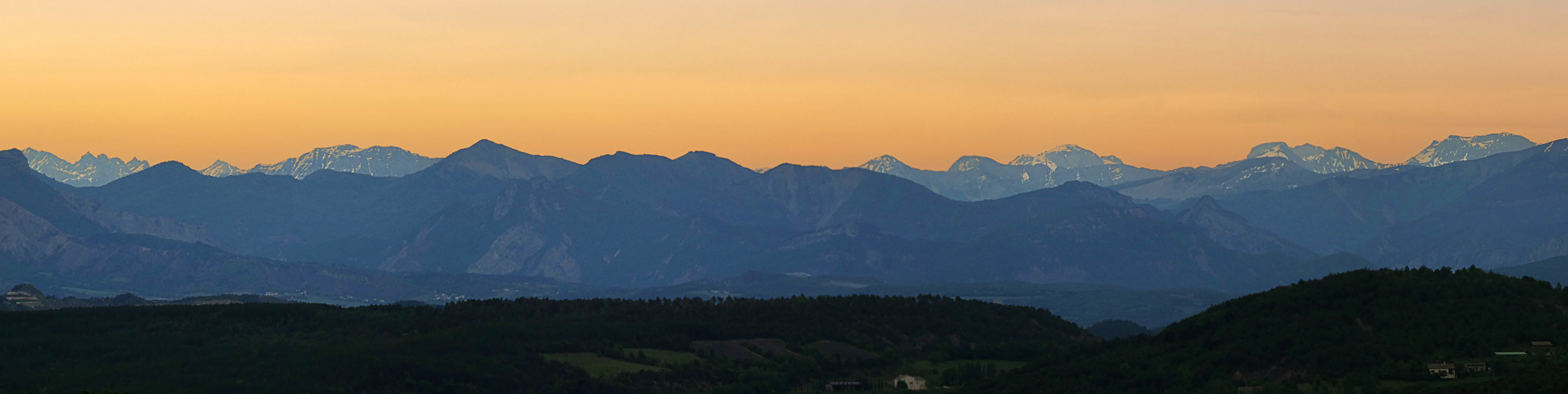 View from paroi jaune