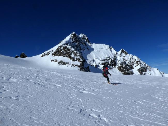 Ski descent from Silvrettahorn